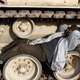 Illustration for article titled Egyptian Protestor Uses Tank as Hammock